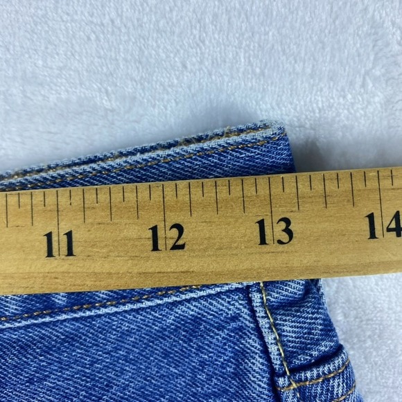 Levi's 501 Denim Jean Short Sz 25 Medium Wash Cut Off Button Fly Distressed - Picture 9 of 13